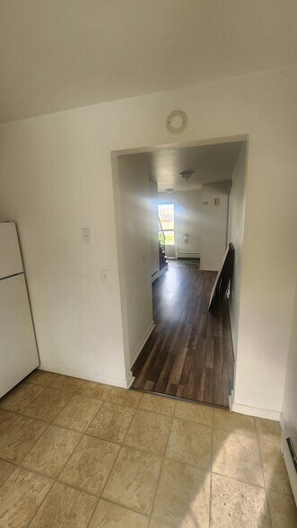 Building Photo - 1 Birchwood Dr