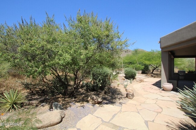 Building Photo - 5844 E Carefree Mountain Dr