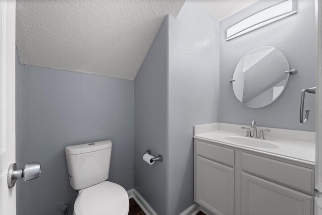 Building Photo - 29639 Turnbury Village Dr