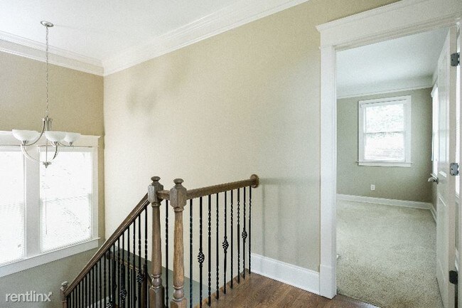 Building Photo - 3 br, 2.5 bath House - 301 Fortune Street