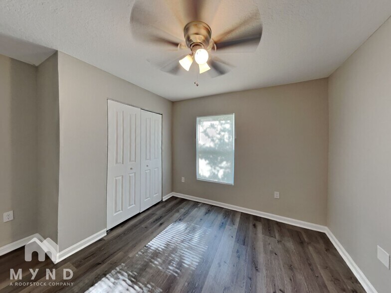 Building Photo - 12372 Cherry Bluff Dr
