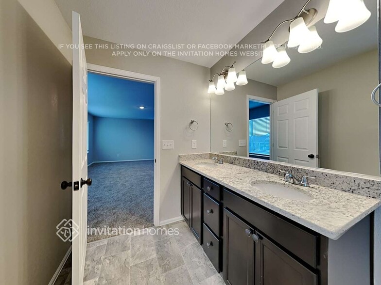 Building Photo - 1759 Summer Bloom Dr