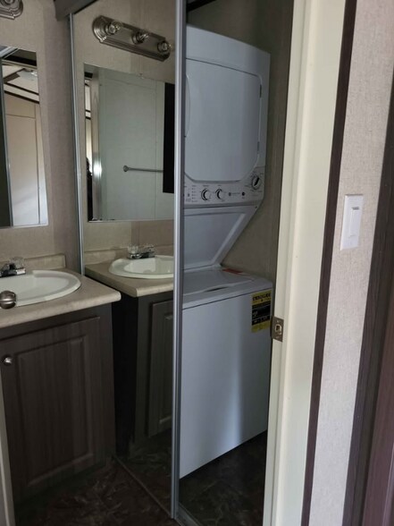 Building Photo - 3190 FM 1520