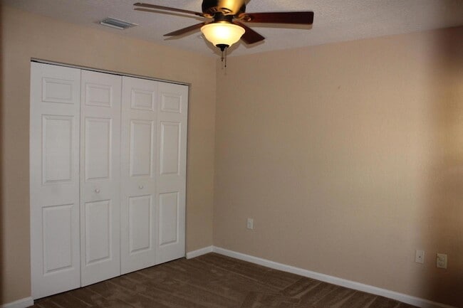 Building Photo - 7896 Picklewood Park Dr