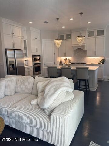 Building Photo - 646 Rum Runner Wy