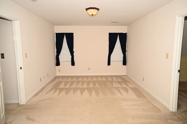 Building Photo - W. Burlington