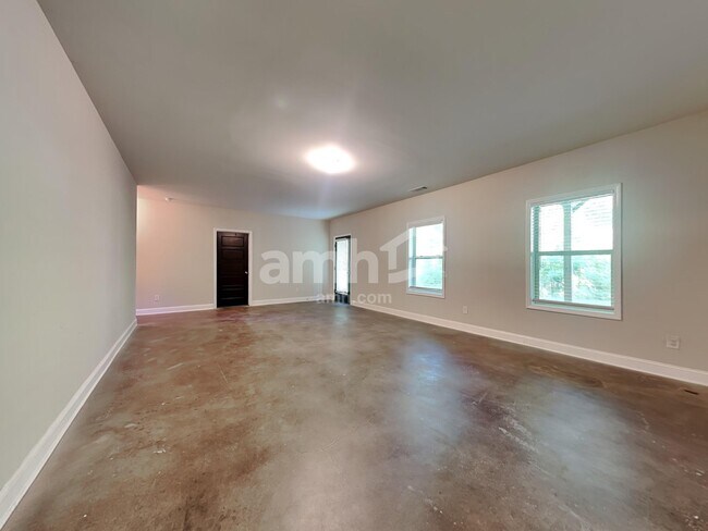 Building Photo - 1857 Bloom Ct