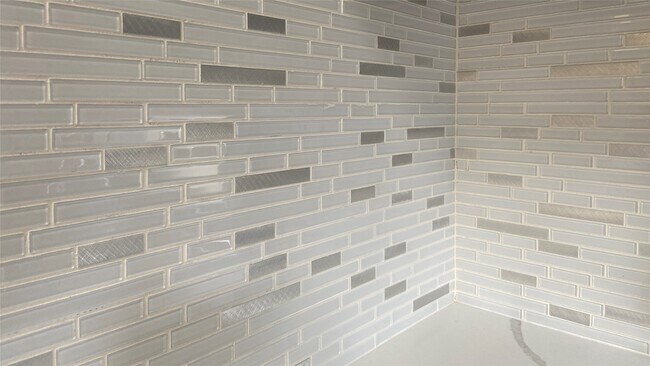 Building Photo - 6918 Springcrest Ct