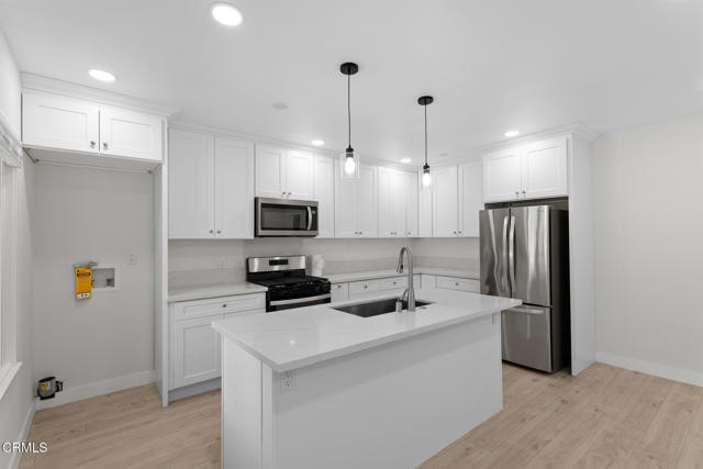 Building Photo - 4110 Verdugo View Dr
