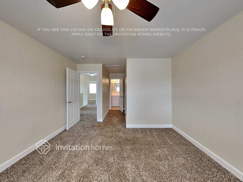 Building Photo - 15176 SW 128th Ct