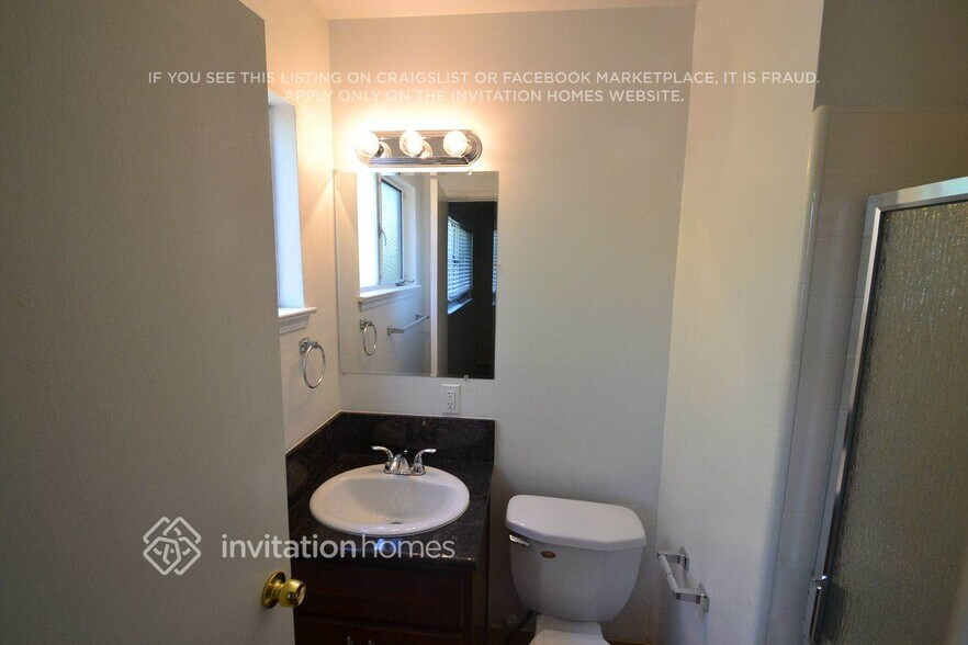 Building Photo - 5437 Burr Oak Way