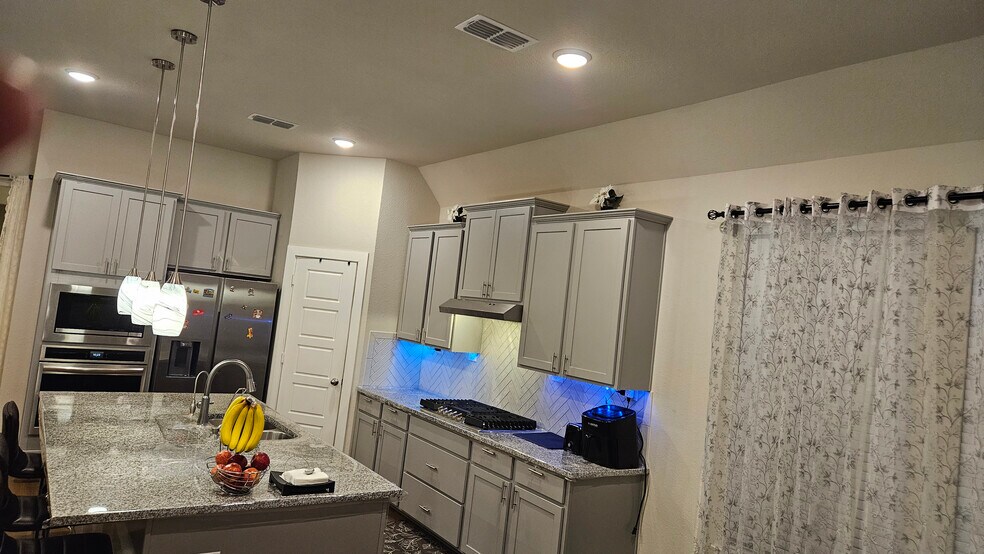 Building Photo - 18218 Bluebird Branch Ln