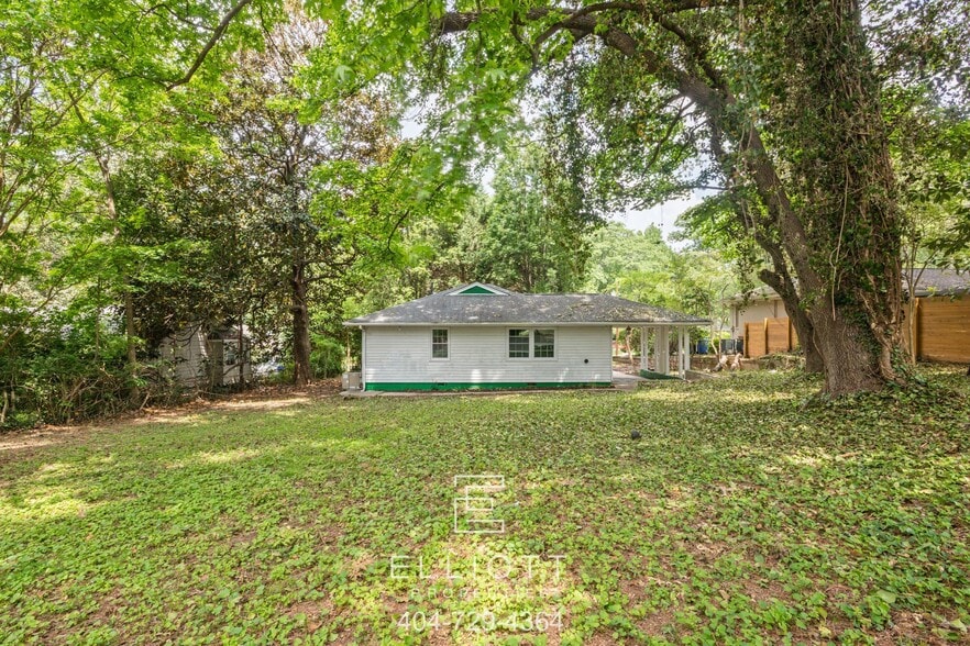 Building Photo - 1095 Oakfield Dr SE