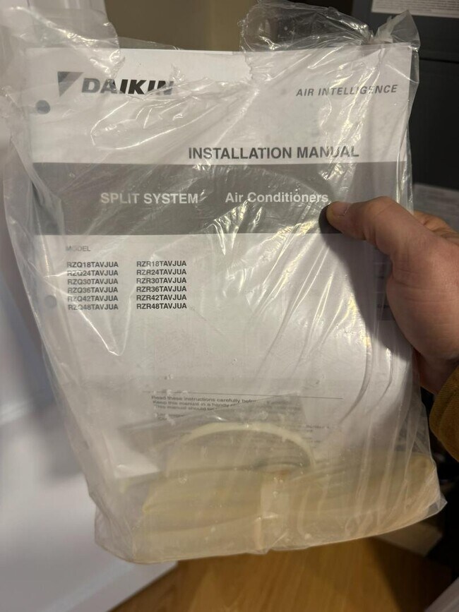 Building Photo - 1525 N Front St