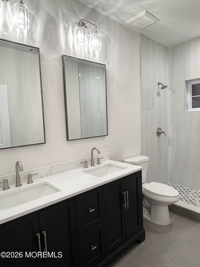 Building Photo - 10 Johnson Ave