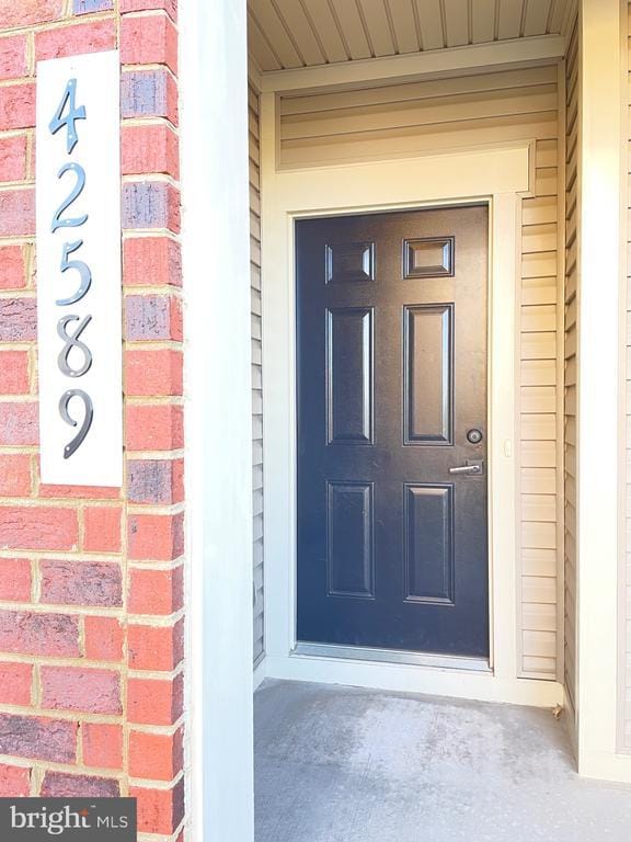 Building Photo - 42589 Burbank Terrace