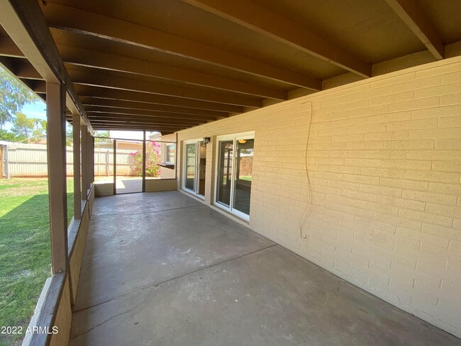 Building Photo - 2046 S Emerson