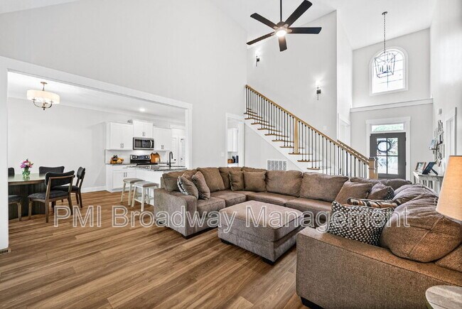 Building Photo - 181 Sherlock Dr