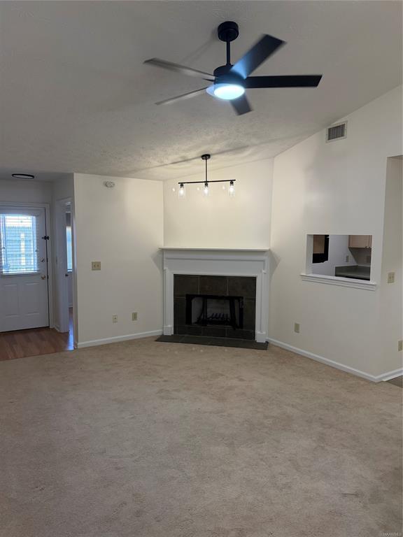 Building Photo - 6259 Bell Gables