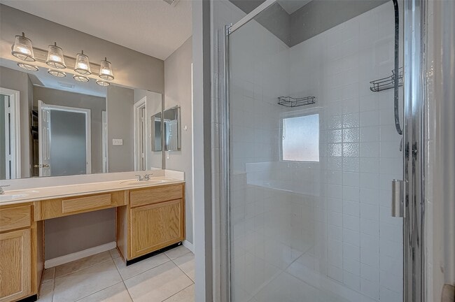 Building Photo - 6807 Catarina Cir