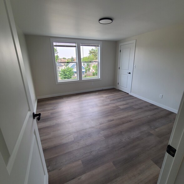 3rd Floor Master Bedroom - 3402 Portland Ave