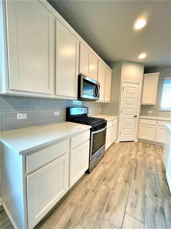 Building Photo - 113 Peruvian Ln
