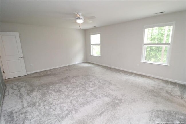 Building Photo - 2621 Impulsion Dr