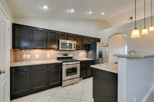 Building Photo - 437 Waterwheel Falls Dr