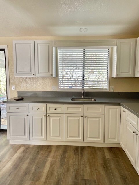 Building Photo - 32033 Quartz Ln