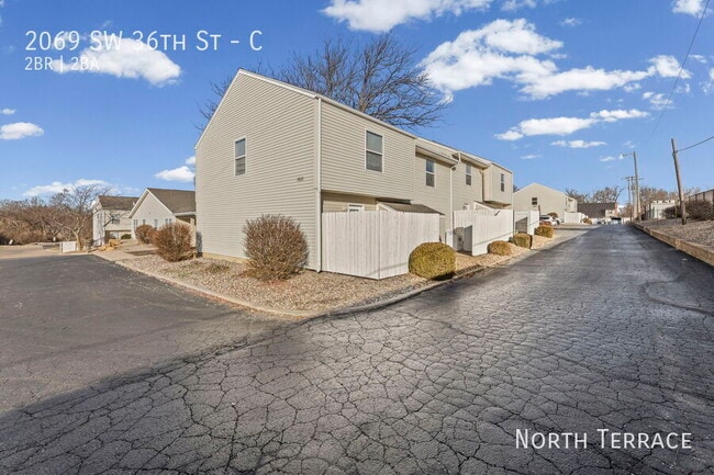 Building Photo - 2069 SW 36th St