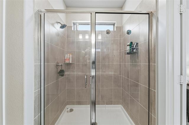 Building Photo - 2417 Mankato Dr