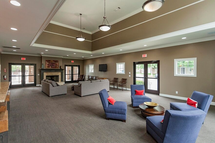 Building Photo - 2310 Elliott Ave