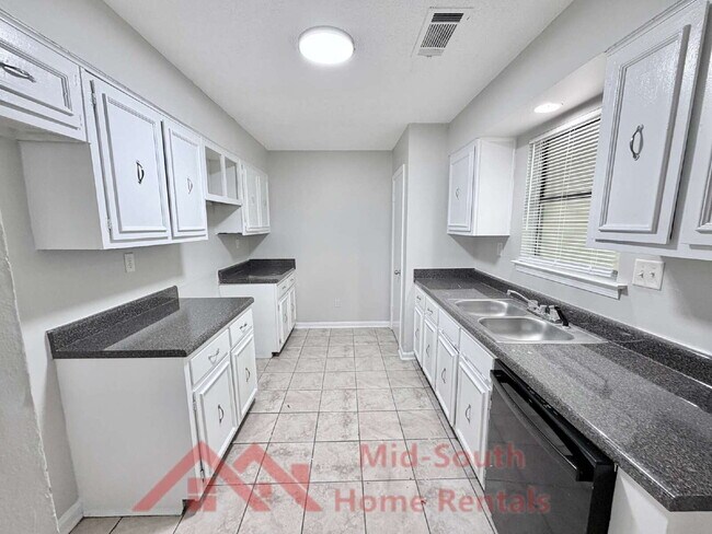 Building Photo - 3754 Rainford Dr