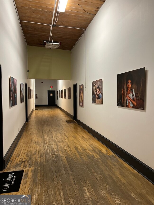 Building Photo - 161 Mangum St SW