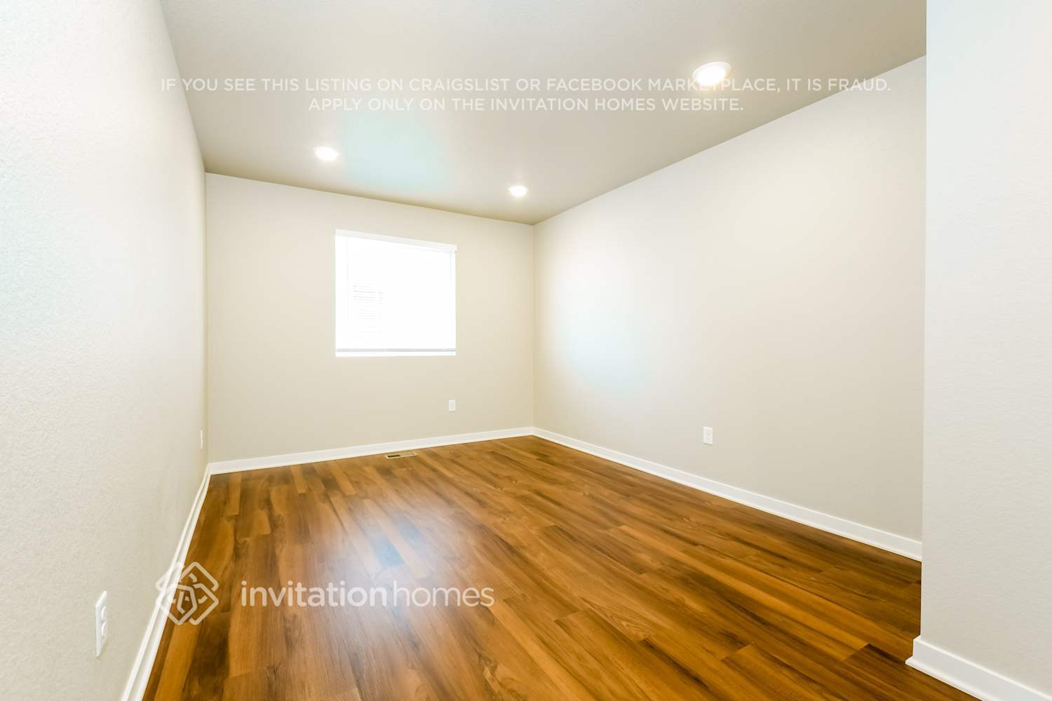 Building Photo - 452 Elbert St