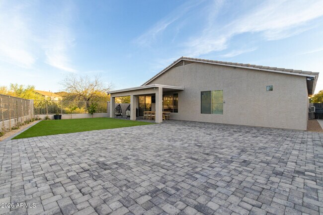 Building Photo - 6404 W Black Hill Rd
