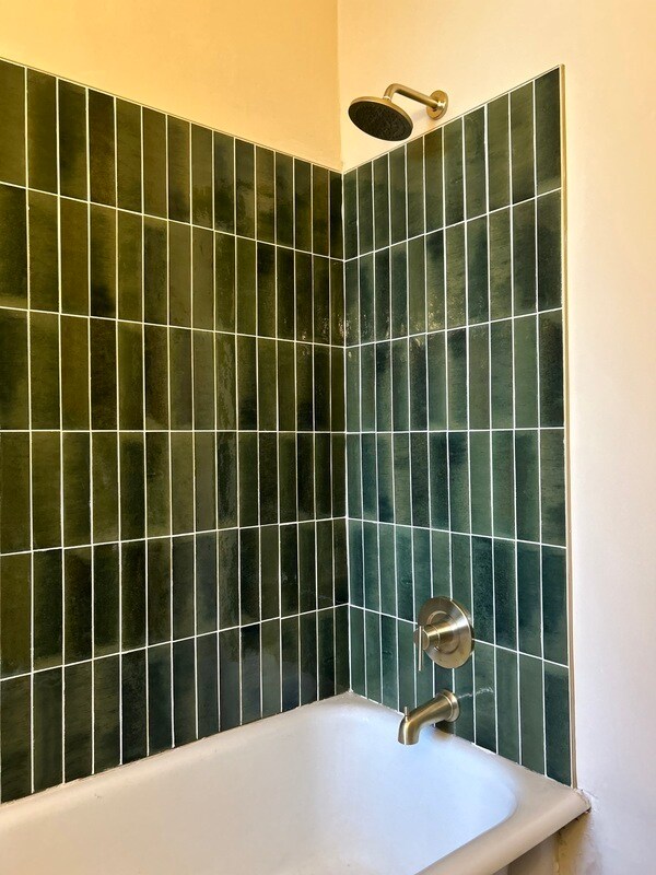 Building Photo - 2750 Broadway Ave