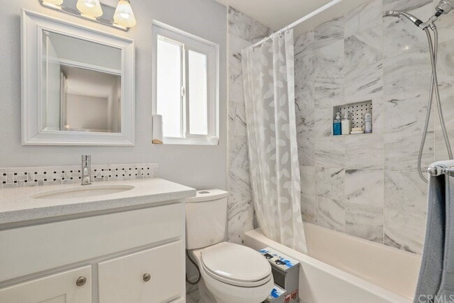 Building Photo - Spacious 2-Bed, 2.5-Bath with Resort-Style...