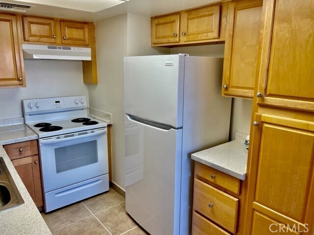 Building Photo - 51085 Eisenhower Dr