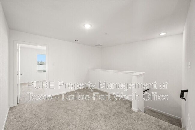 Building Photo - 241 Berthe Ct
