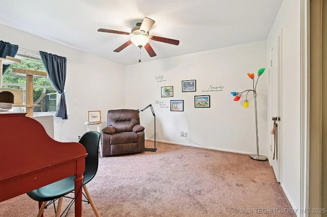 Building Photo - 6814 S Toledo Ave