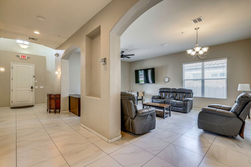Building Photo - 22264 E Pecan Ln