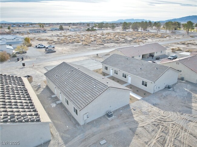 Building Photo - 610 San Lorenzo St