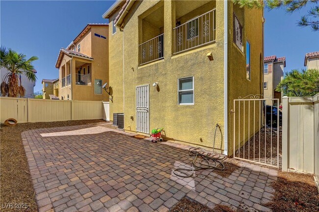 Building Photo - 8949 Brian Christopher Ave