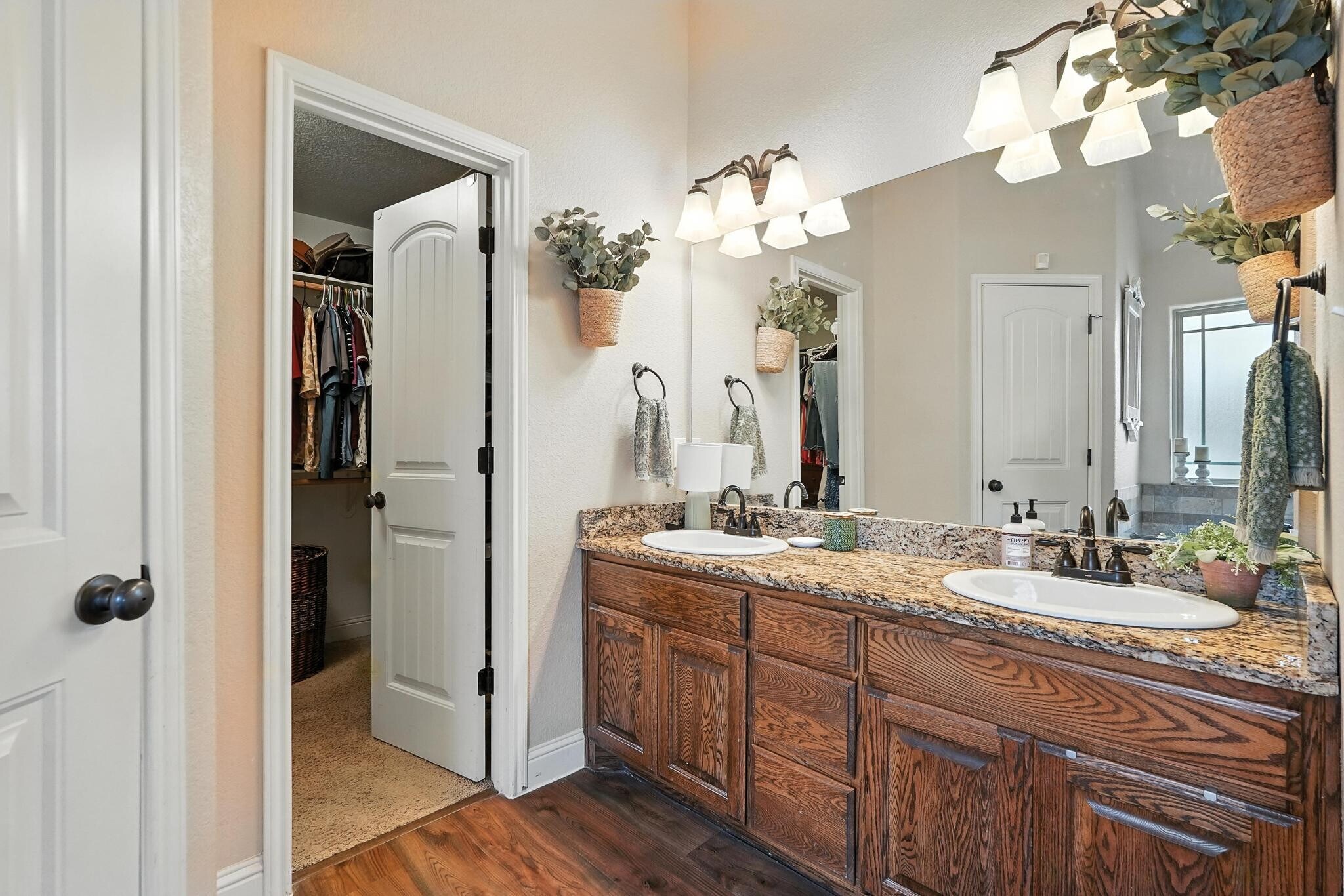 Building Photo - 7625 Tuscany Dr
