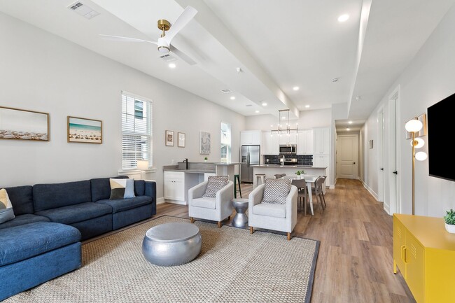 Primary Photo - Brand New Unit - 1 Block From Brunos