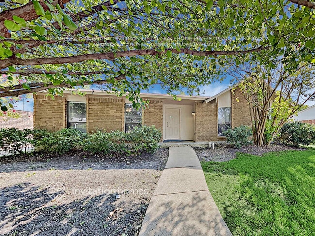 Building Photo - 9102 Millwood Dr