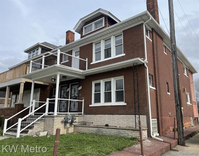 Building Photo - 1735 Clairmount St