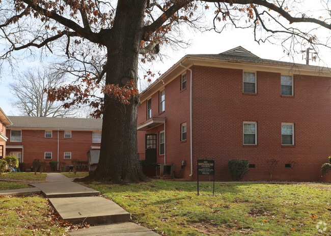 North Highland Apartments - 881 North Highland Apartments