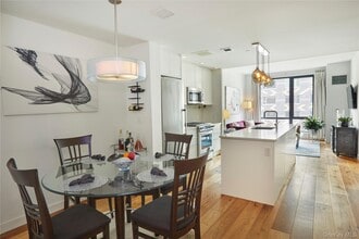 Building Photo - 23 W 116th St